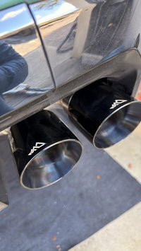 MAD BMW G90 M5 Axle-Back Exhaust